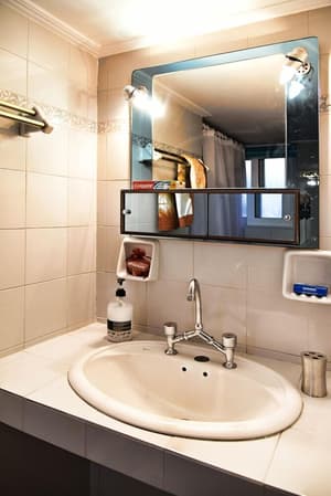 thumbnail: Bathroom