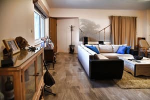 thumbnail: Living room