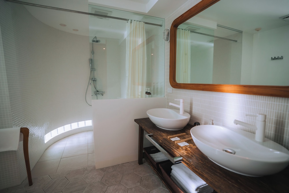 Hand-held showerhead