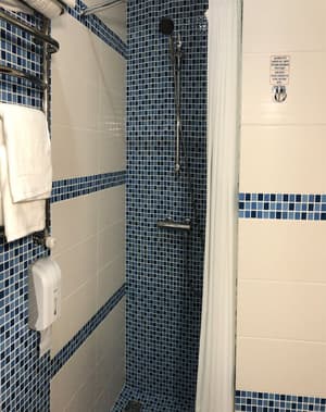thumbnail: Bathroom amenities