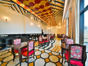 thumbnail: Restaurant