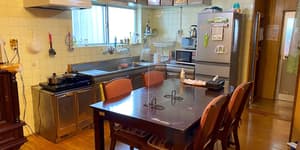 thumbnail: In-room dining