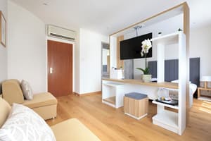 thumbnail: Room