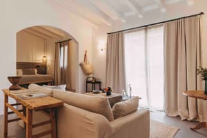 thumbnail: Living area