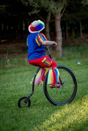 thumbnail: Bicycling
