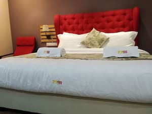 thumbnail: Room