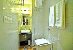thumbnail: Bathroom