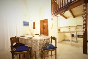 thumbnail: In-room dining