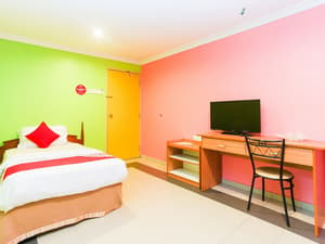 thumbnail: Room