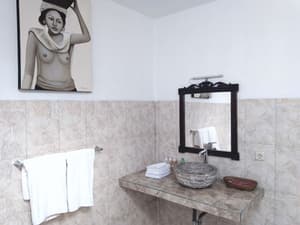 thumbnail: Bathroom sink