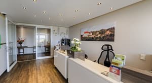 thumbnail: Reception