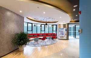 thumbnail: Lobby sitting area