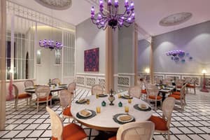 thumbnail: Restaurant