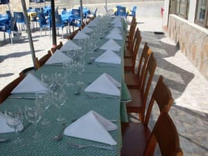 thumbnail: Outdoor dining