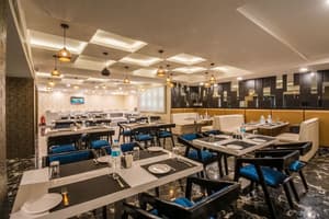 thumbnail: Restaurant