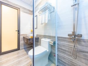 thumbnail: Bathroom