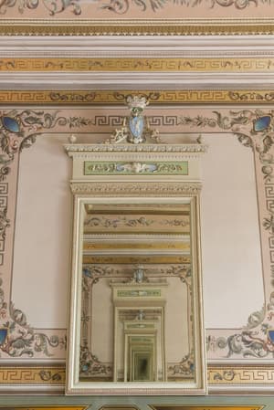 thumbnail: Interior detail