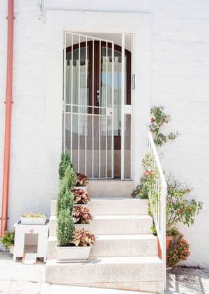 thumbnail: Property entrance