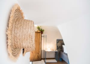 thumbnail: Interior