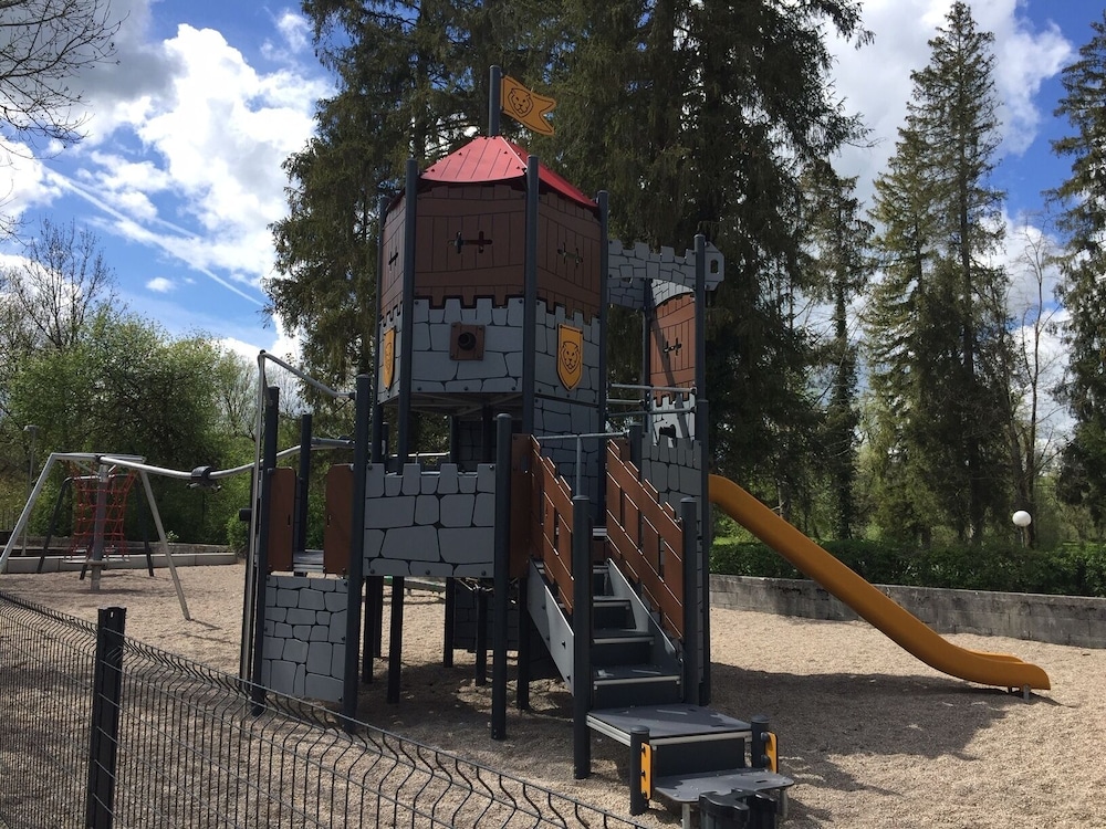 Children's play area - outdoor