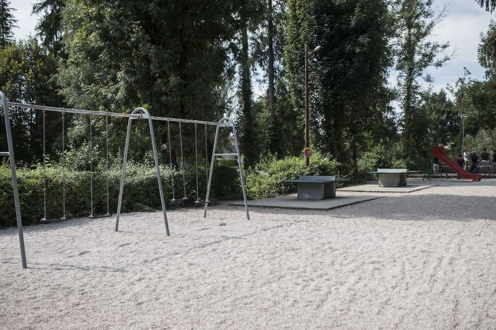 Children's play area - outdoor