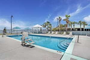 thumbnail: Pool
