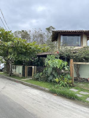thumbnail: Front of property