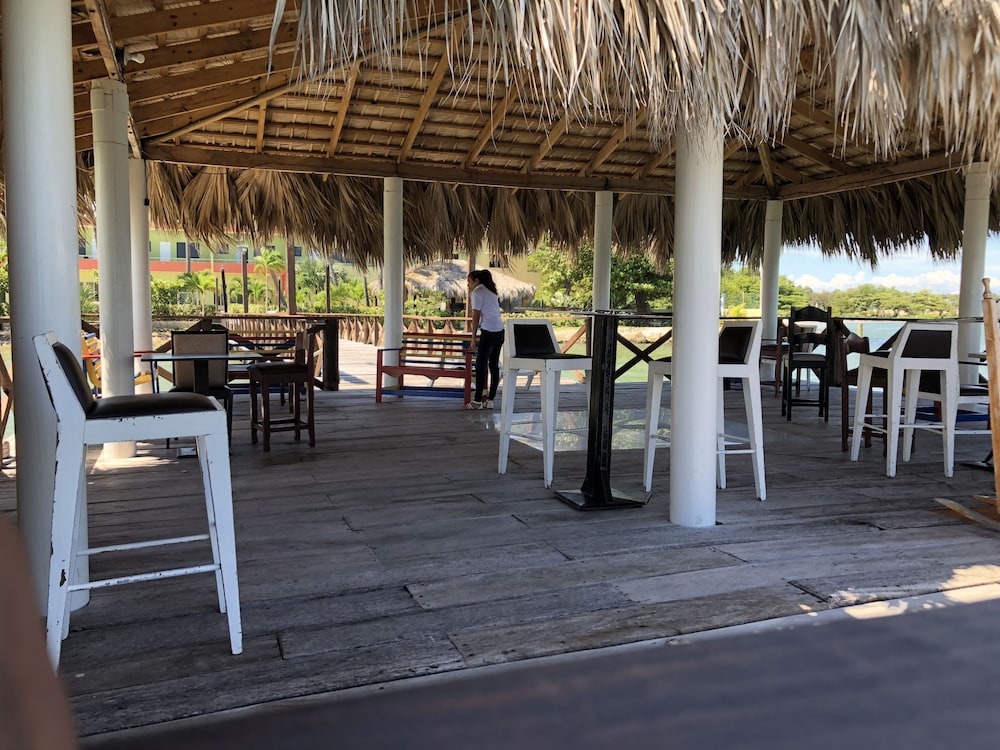 Beach bar