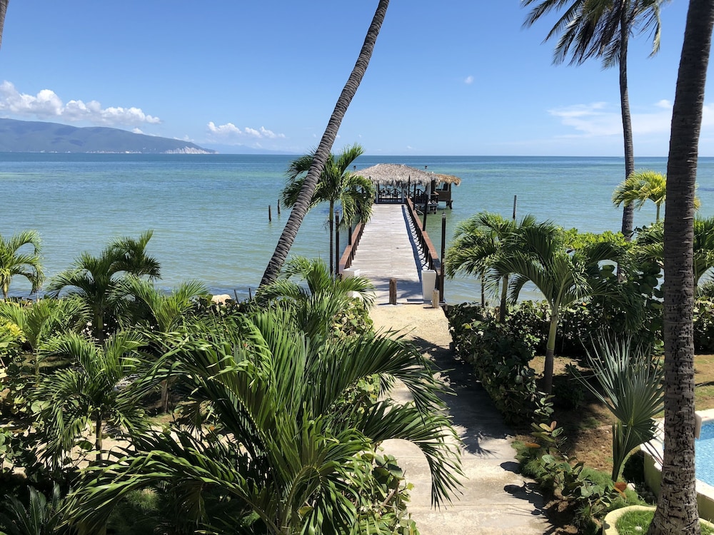 Beach bar