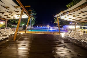 thumbnail: Pool