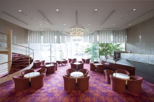 thumbnail: Lobby lounge