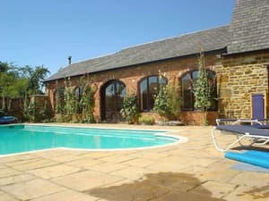 thumbnail: Pool