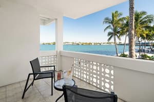 thumbnail: Balcony view