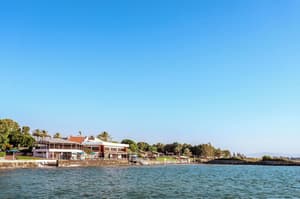 thumbnail: Exterior