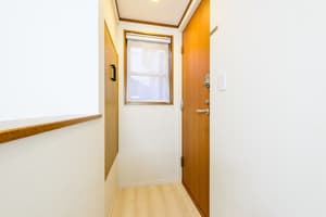 thumbnail: Property entrance
