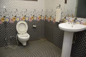 thumbnail: Bathroom