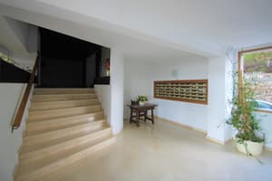 thumbnail: Interior