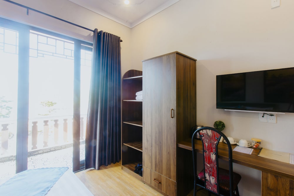 In-room business center