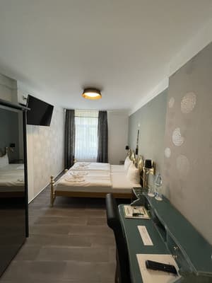 thumbnail: Room