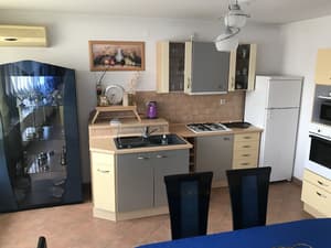 thumbnail: Private kitchen