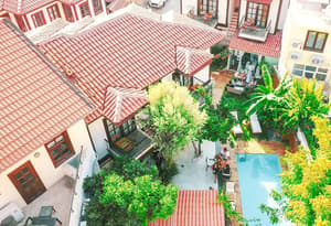 thumbnail: Exterior