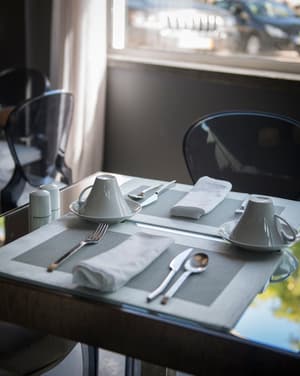 thumbnail: Restaurant