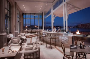 thumbnail: Bar (on property)