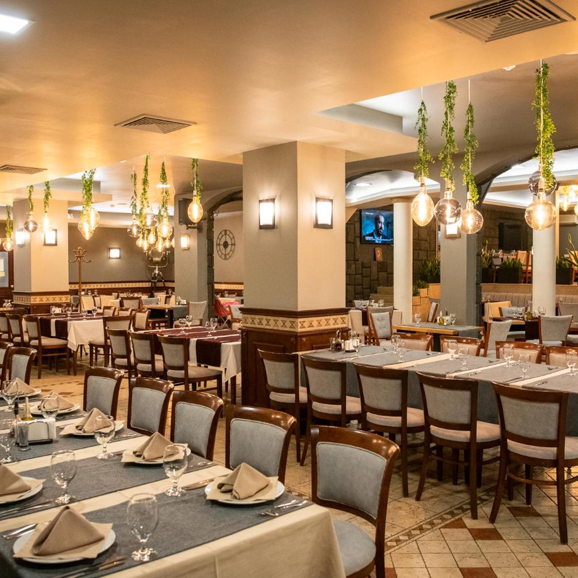 Restaurant-cafeteria