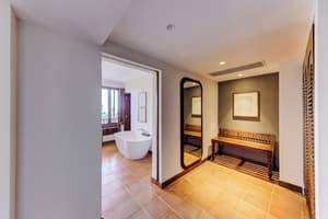 thumbnail: Room amenity