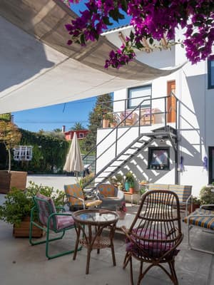 thumbnail: Balcony