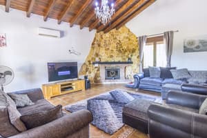 thumbnail: Living room