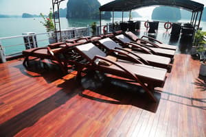 thumbnail: Sundeck