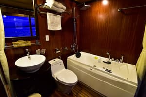 thumbnail: Bathroom