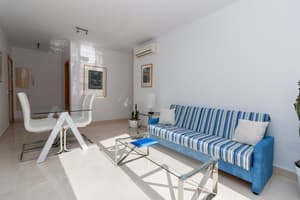 thumbnail: In-room dining
